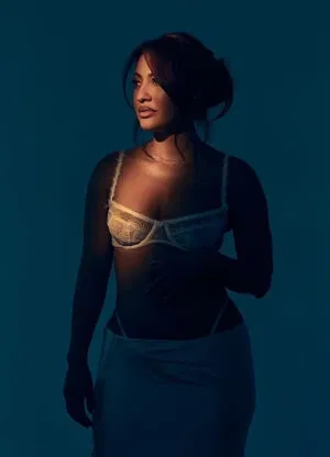 Francia Raisa