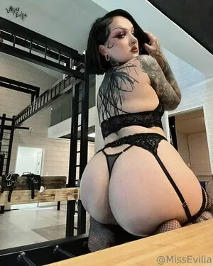 misseviliafree