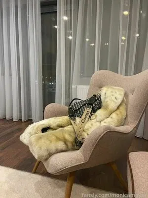 monicabalduin