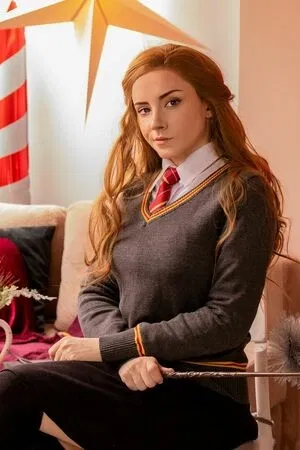 EzySummers Cosplay