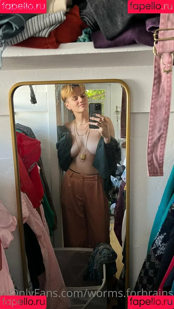 worms.forbrains Onlyfans Photo Gallery 