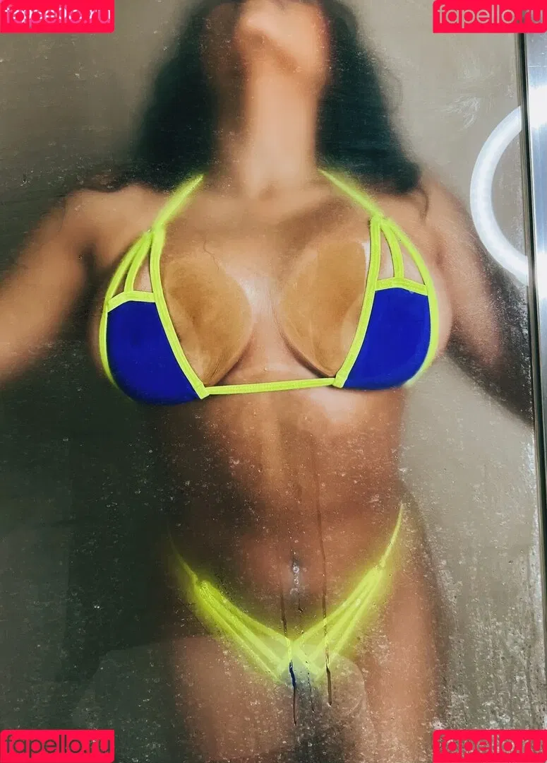 GabbyB Onlyfans Photo Gallery 