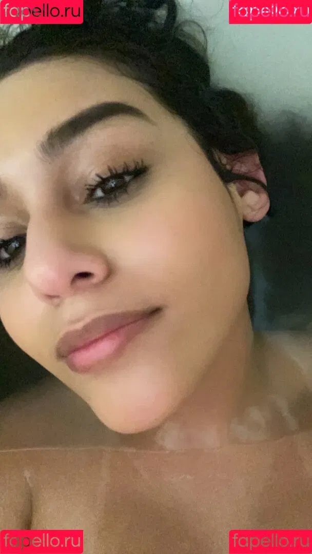 GabbyB Onlyfans Photo Gallery 