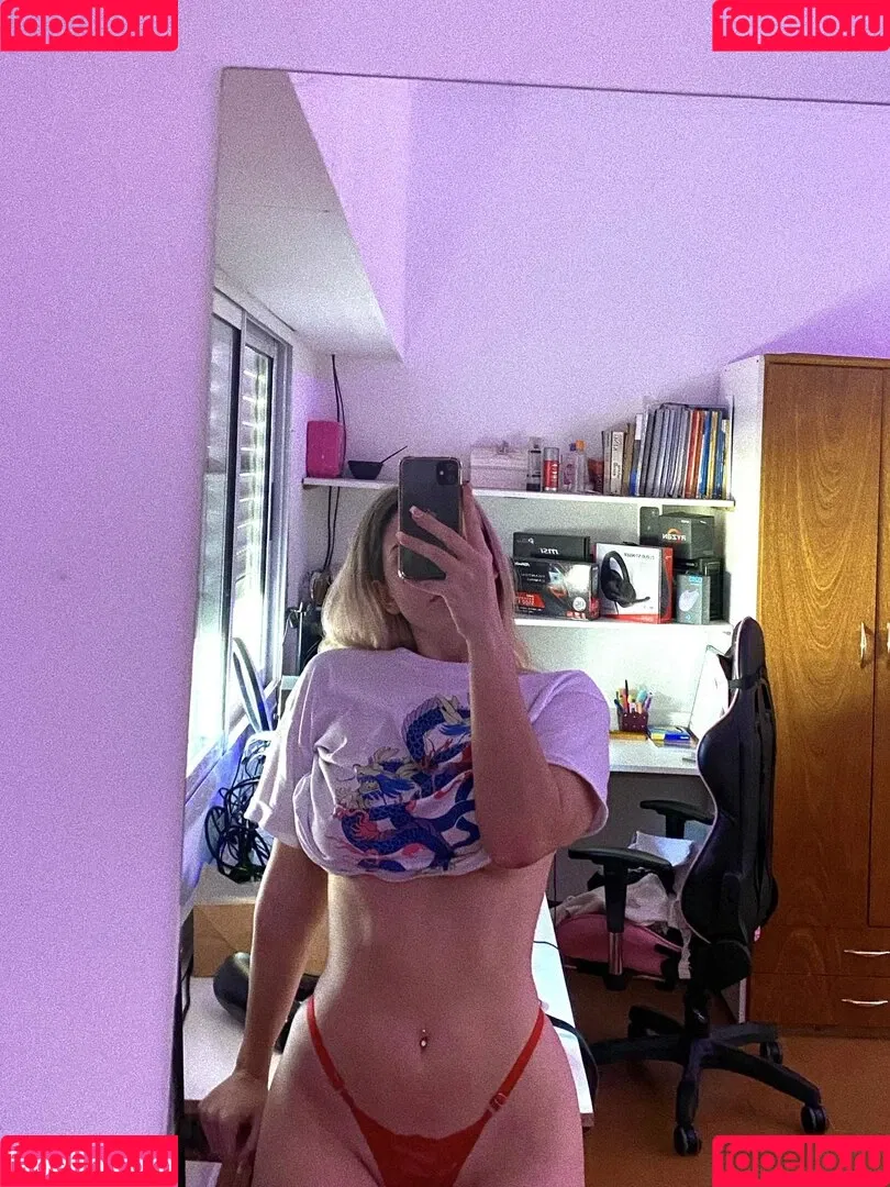 Yami Sanchez Onlyfans Photo Gallery 