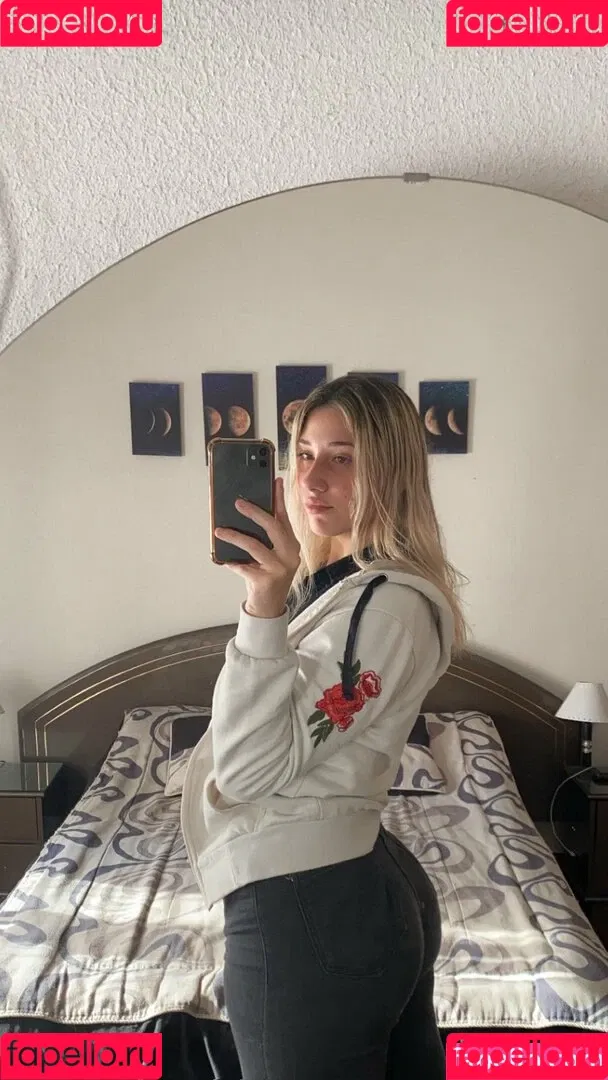 Yami Sanchez Onlyfans Photo Gallery 