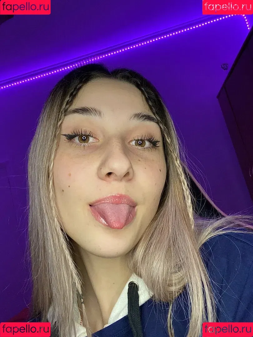 Yami Sanchez Onlyfans Photo Gallery 