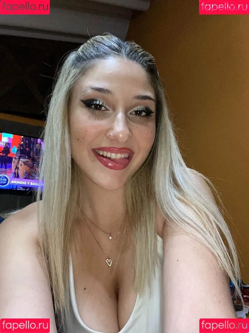 Yami Sanchez Onlyfans Photo Gallery 