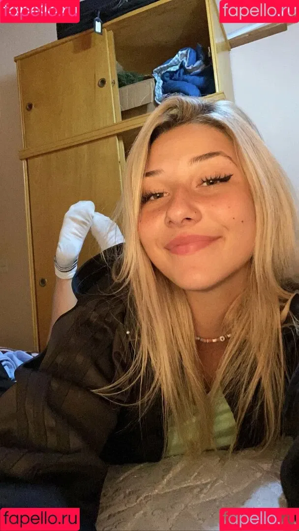 Yami Sanchez Onlyfans Photo Gallery 