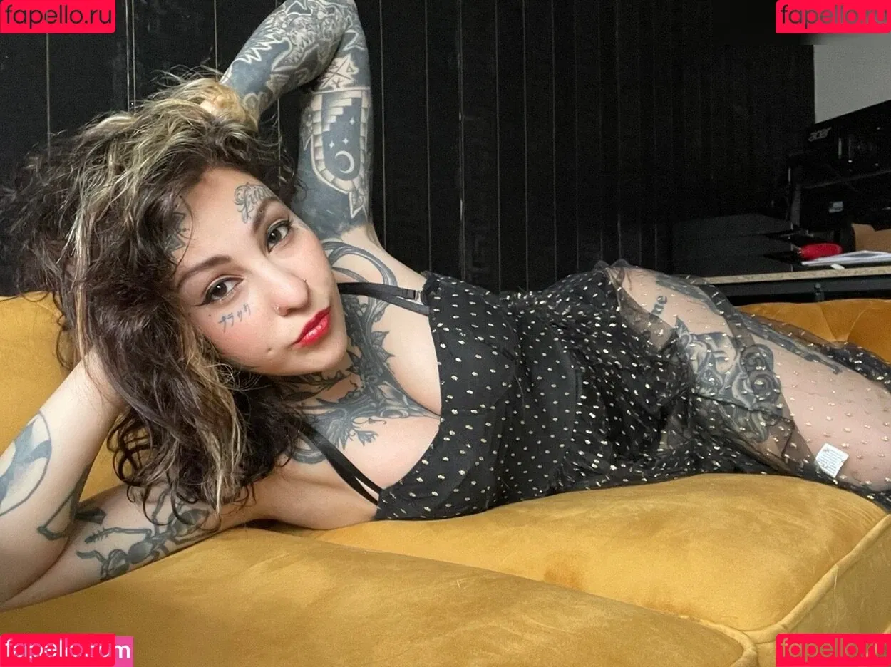 Marry Boeh Onlyfans Photo Gallery 