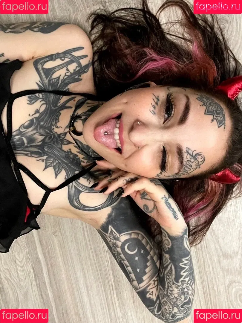 Marry Boeh Onlyfans Photo Gallery 