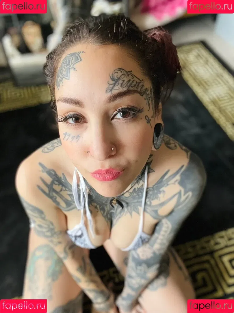 Marry Boeh Onlyfans Photo Gallery 