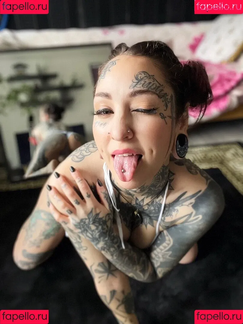 Marry Boeh Onlyfans Photo Gallery 