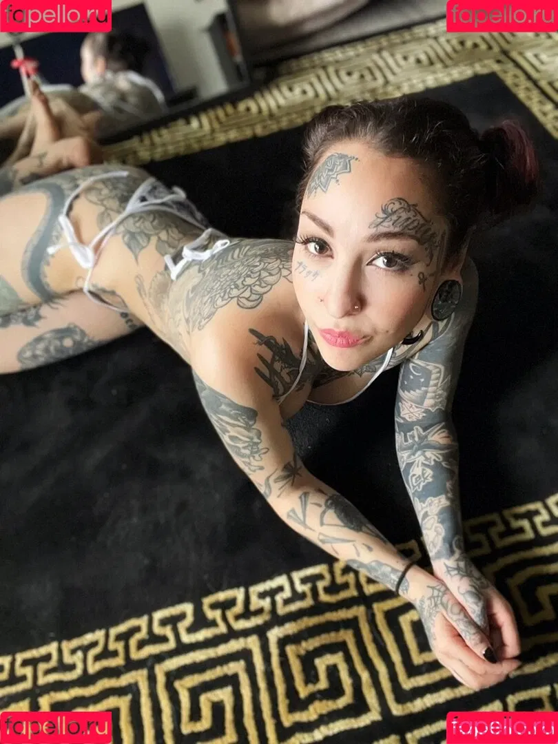 Marry Boeh Onlyfans Photo Gallery 