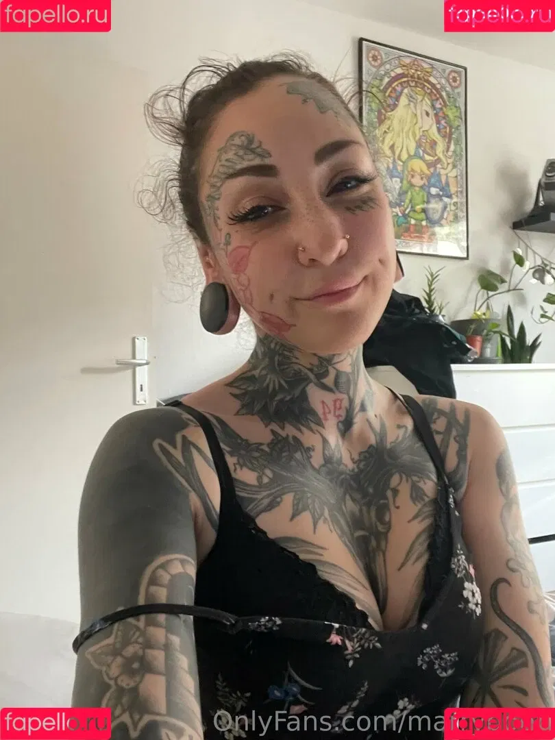 Marry Boeh Onlyfans Photo Gallery 