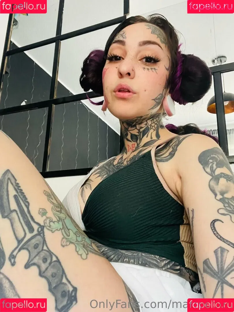 Marry Boeh Onlyfans Photo Gallery 