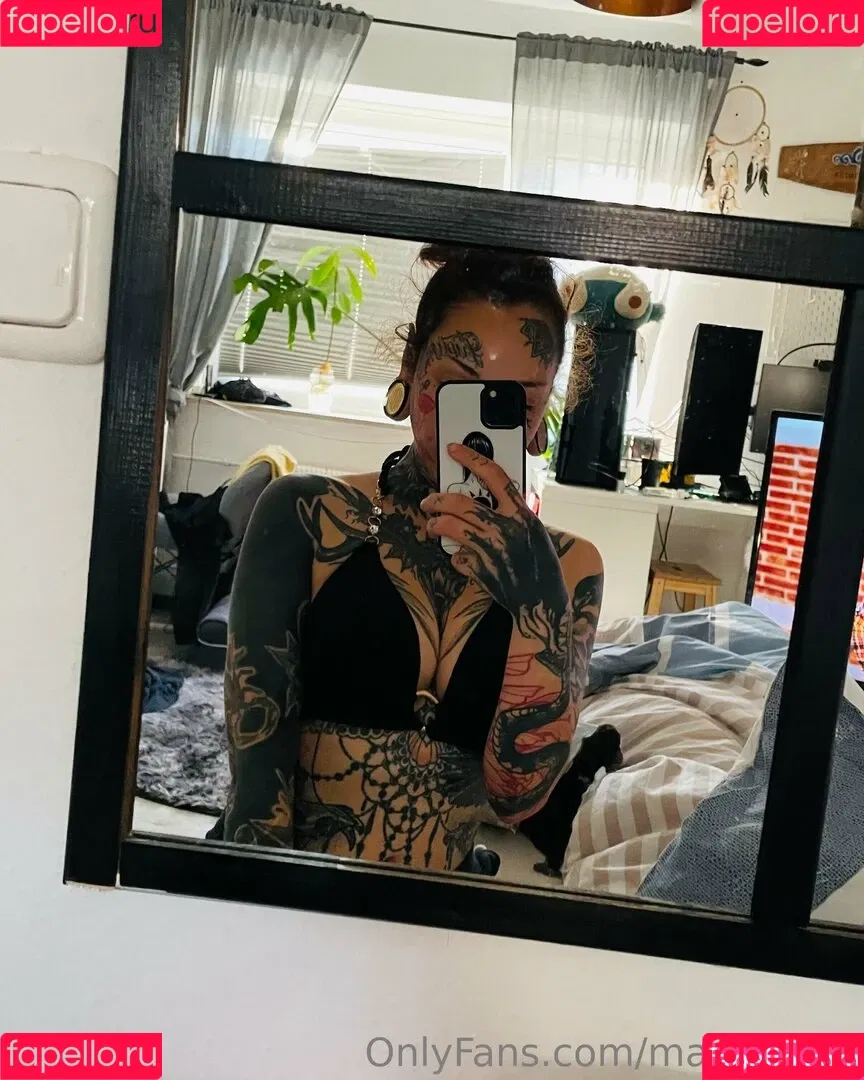 Marry Boeh Onlyfans Photo Gallery 