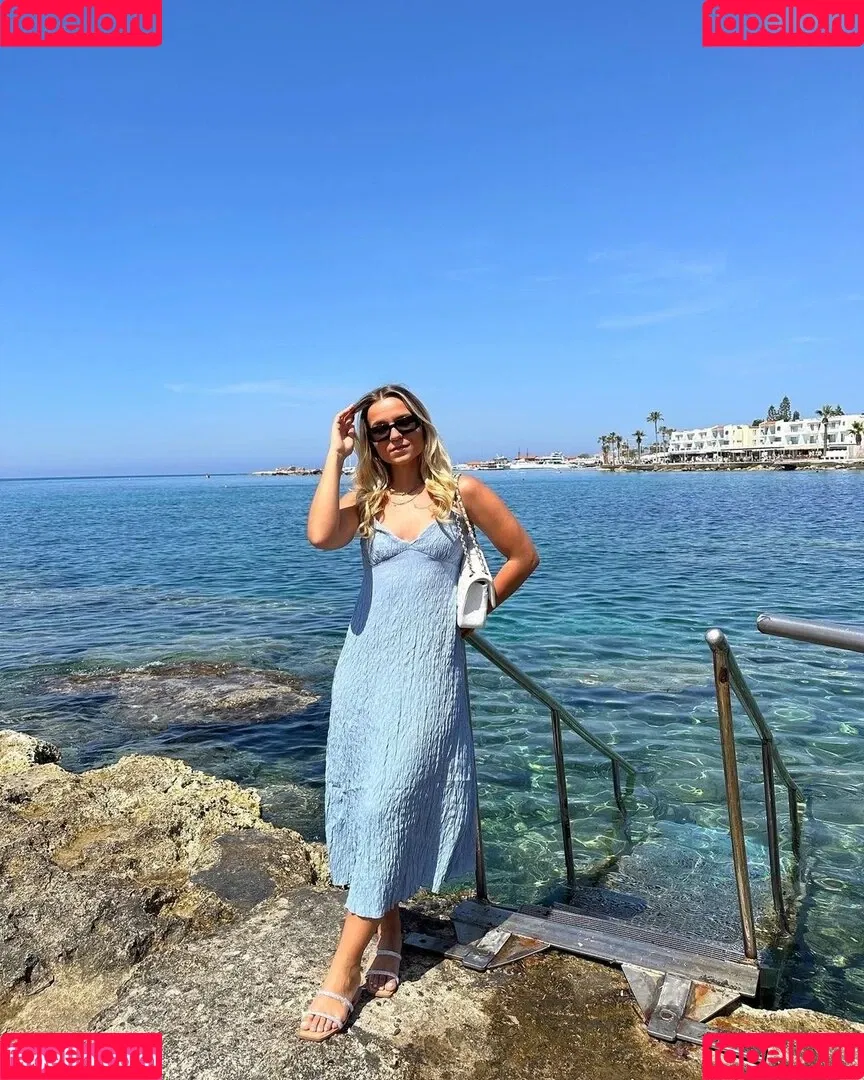 Alina Wachinger Onlyfans Photo Gallery 
