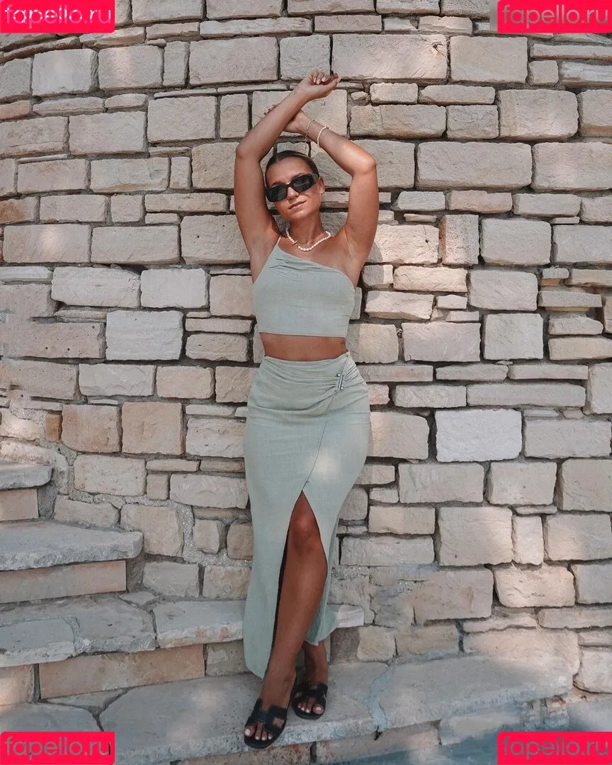 Alina Wachinger Onlyfans Photo Gallery 