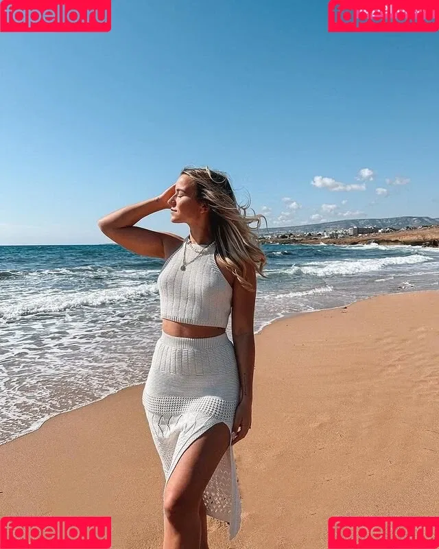 Alina Wachinger Onlyfans Photo Gallery 