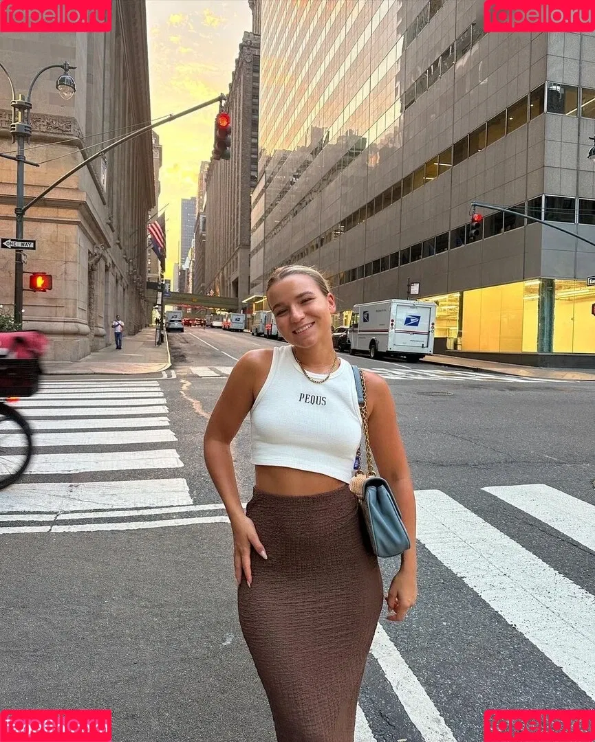 Alina Wachinger Onlyfans Photo Gallery 
