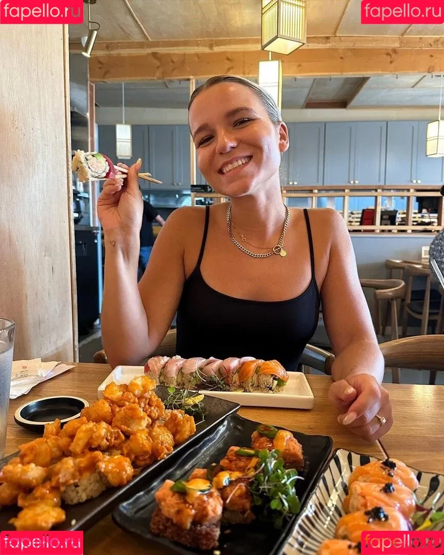 Alina Wachinger Onlyfans Photo Gallery 
