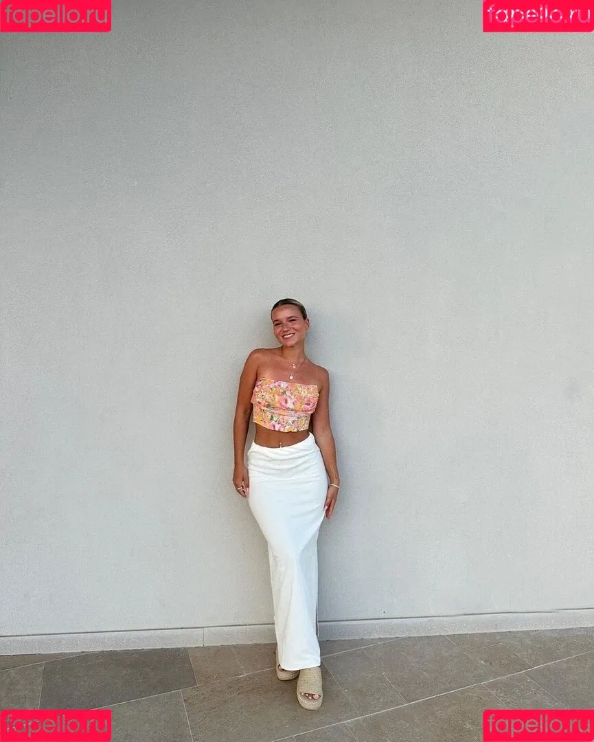 Alina Wachinger Onlyfans Photo Gallery 