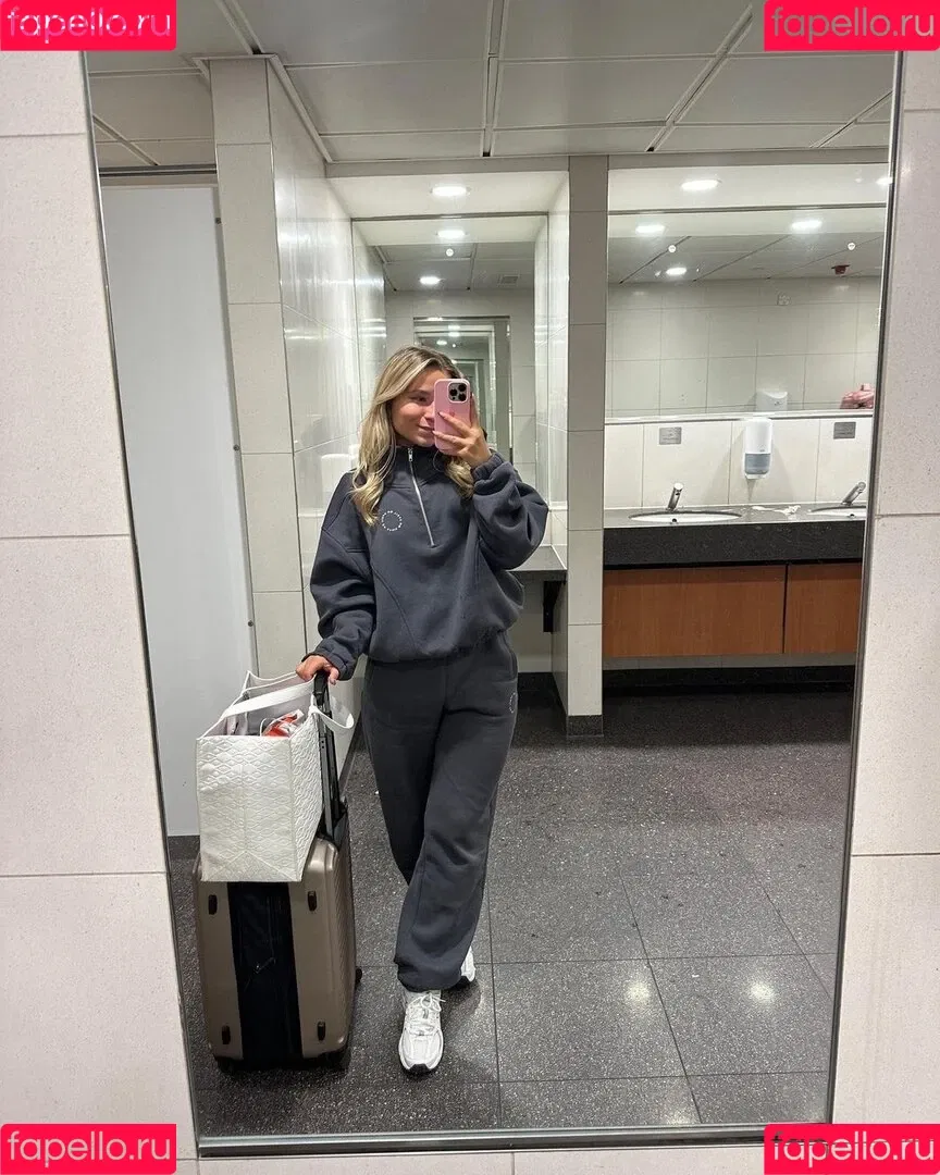 Alina Wachinger Onlyfans Photo Gallery 