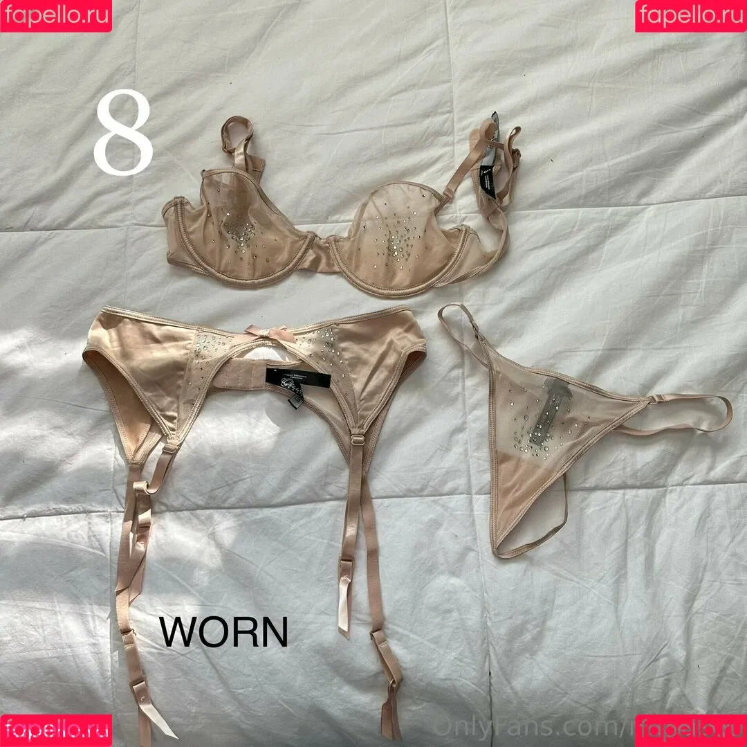 mteases Onlyfans Photo Gallery 
