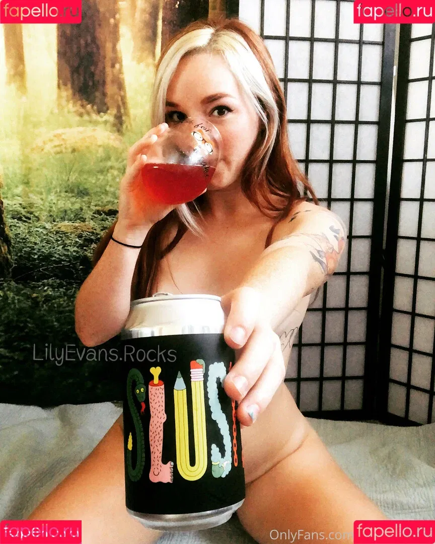 lilyevansfree Onlyfans Photo Gallery 