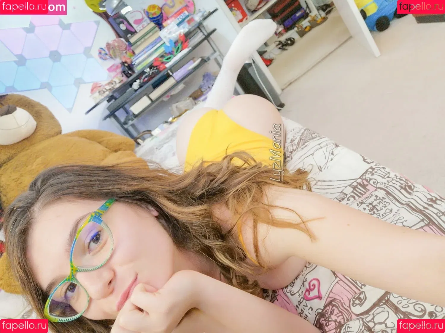 Lyzmania Onlyfans Photo Gallery 