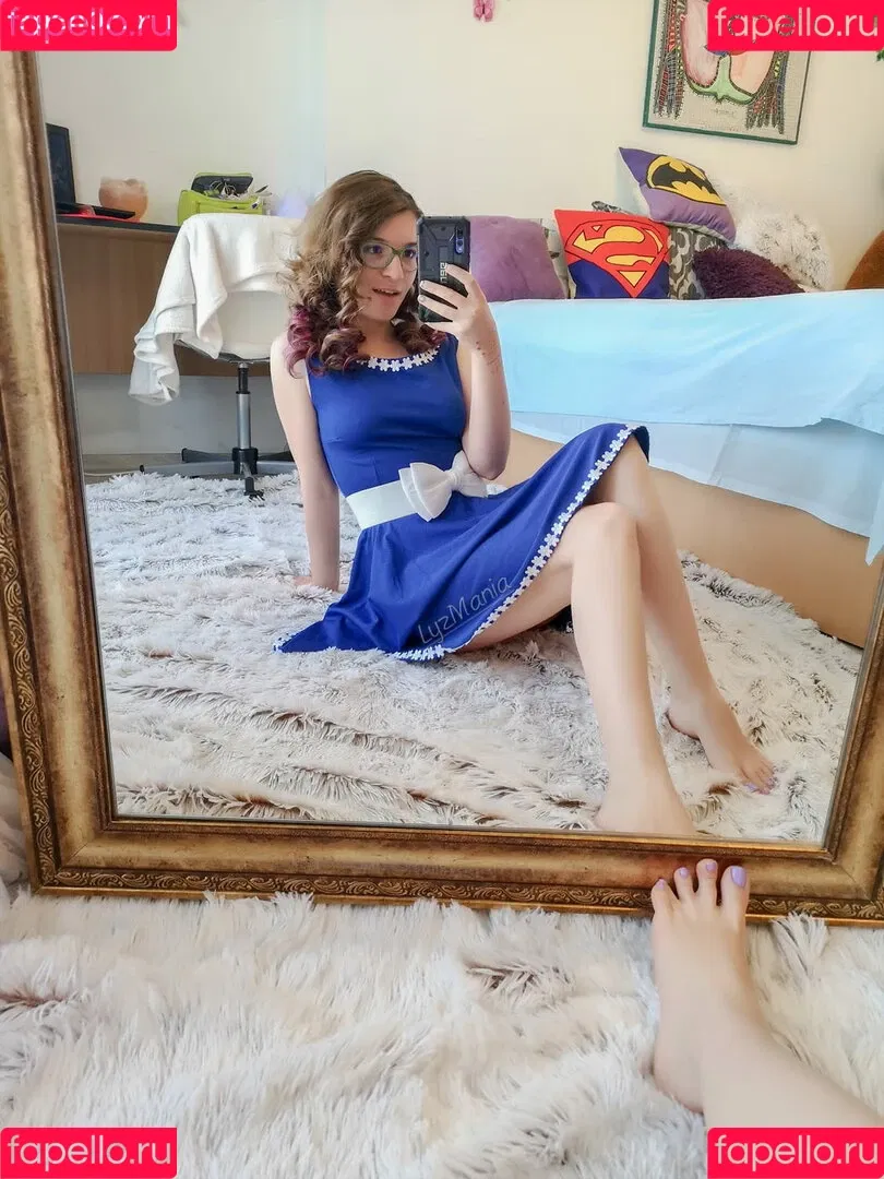 Lyzmania Onlyfans Photo Gallery 