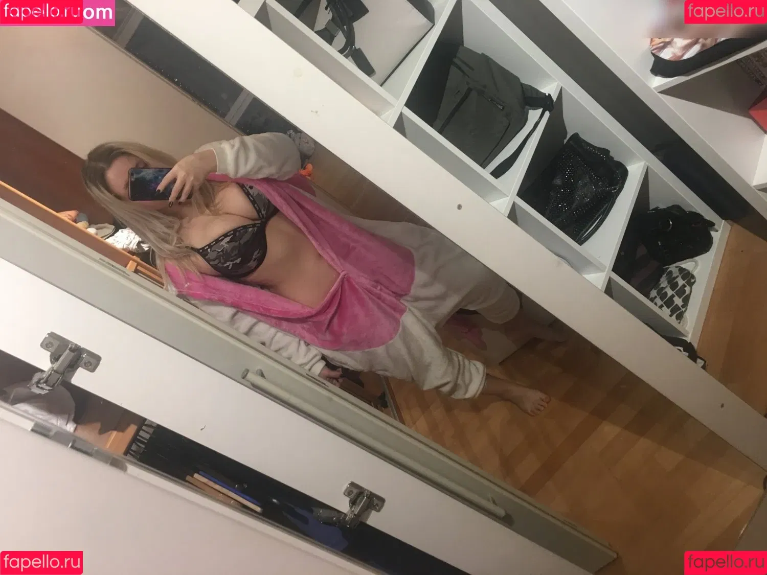 Desii77 Onlyfans Photo Gallery 