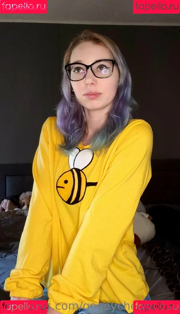 gooeychewycosplay Onlyfans Photo Gallery 