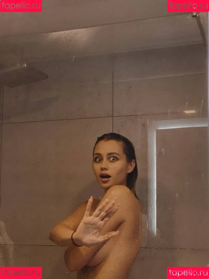 Milash Hub Onlyfans Photo Gallery 