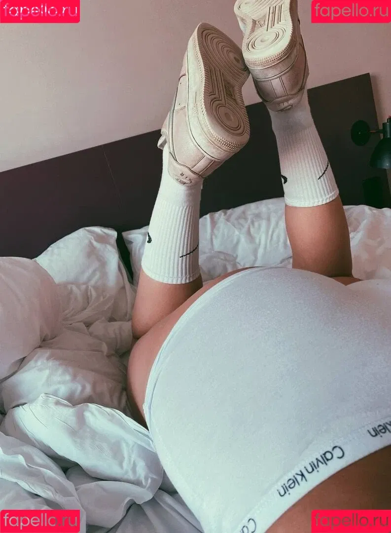Milash Hub Onlyfans Photo Gallery 