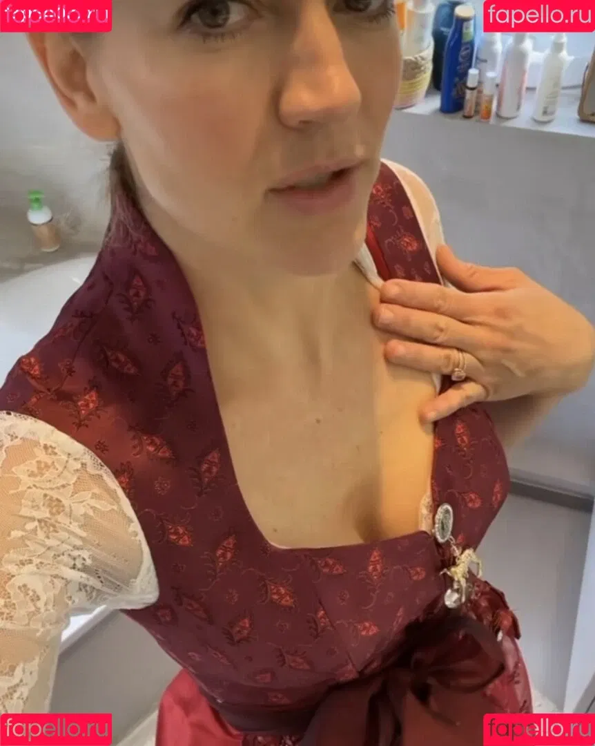 Nina Bott Onlyfans Photo Gallery 