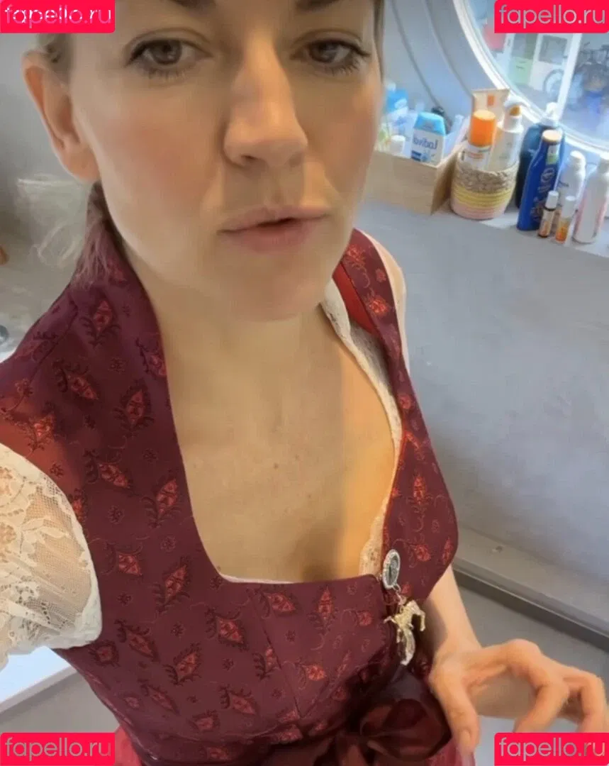 Nina Bott Onlyfans Photo Gallery 