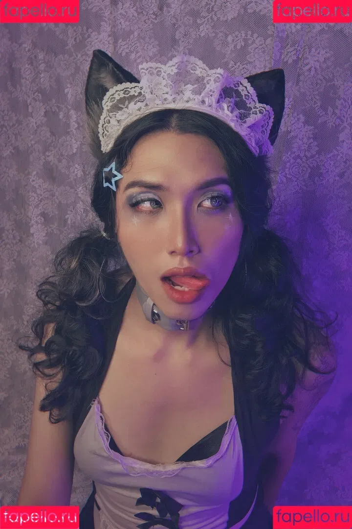 Emily Yunicorn Onlyfans Photo Gallery 