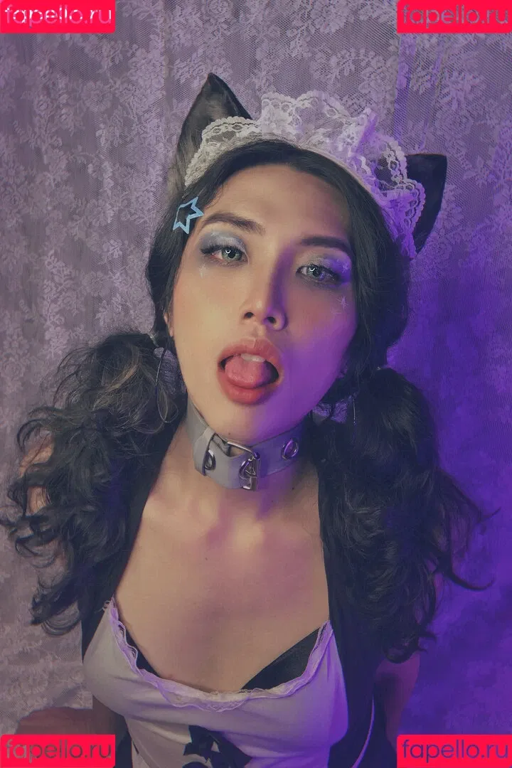 Emily Yunicorn Onlyfans Photo Gallery 