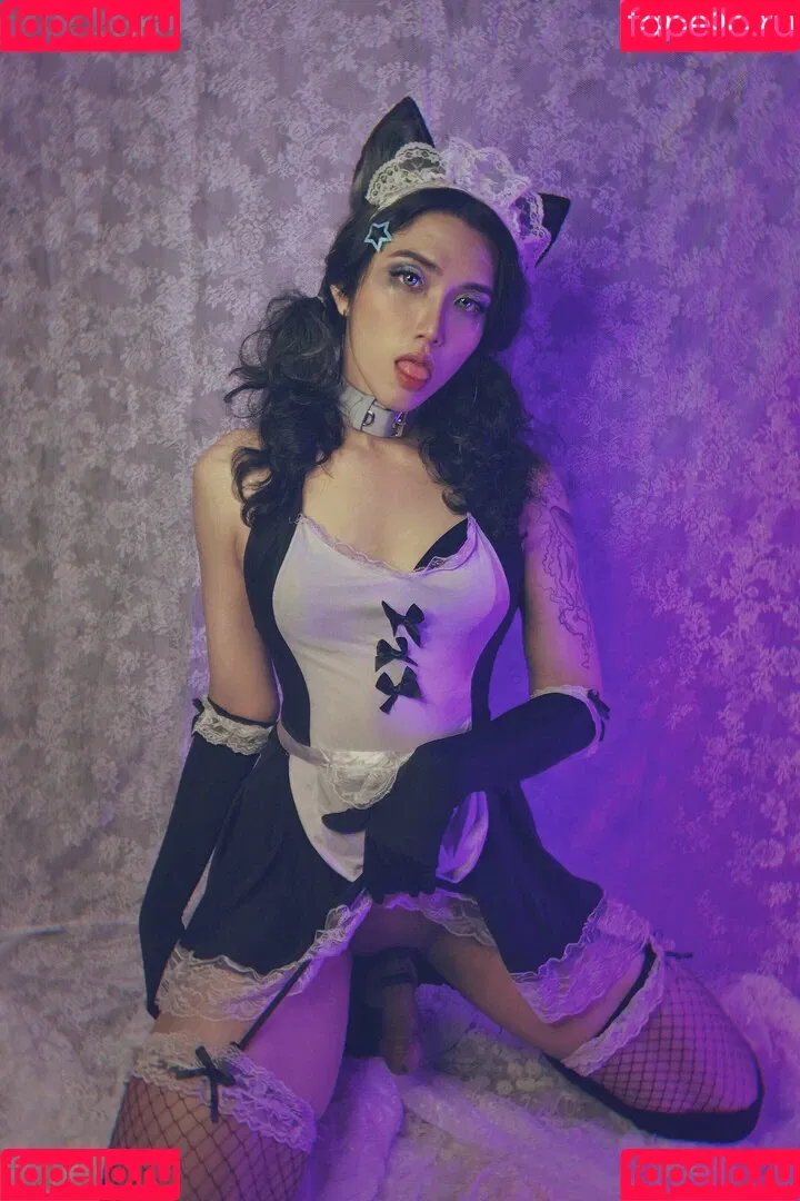 Emily Yunicorn Onlyfans Photo Gallery 