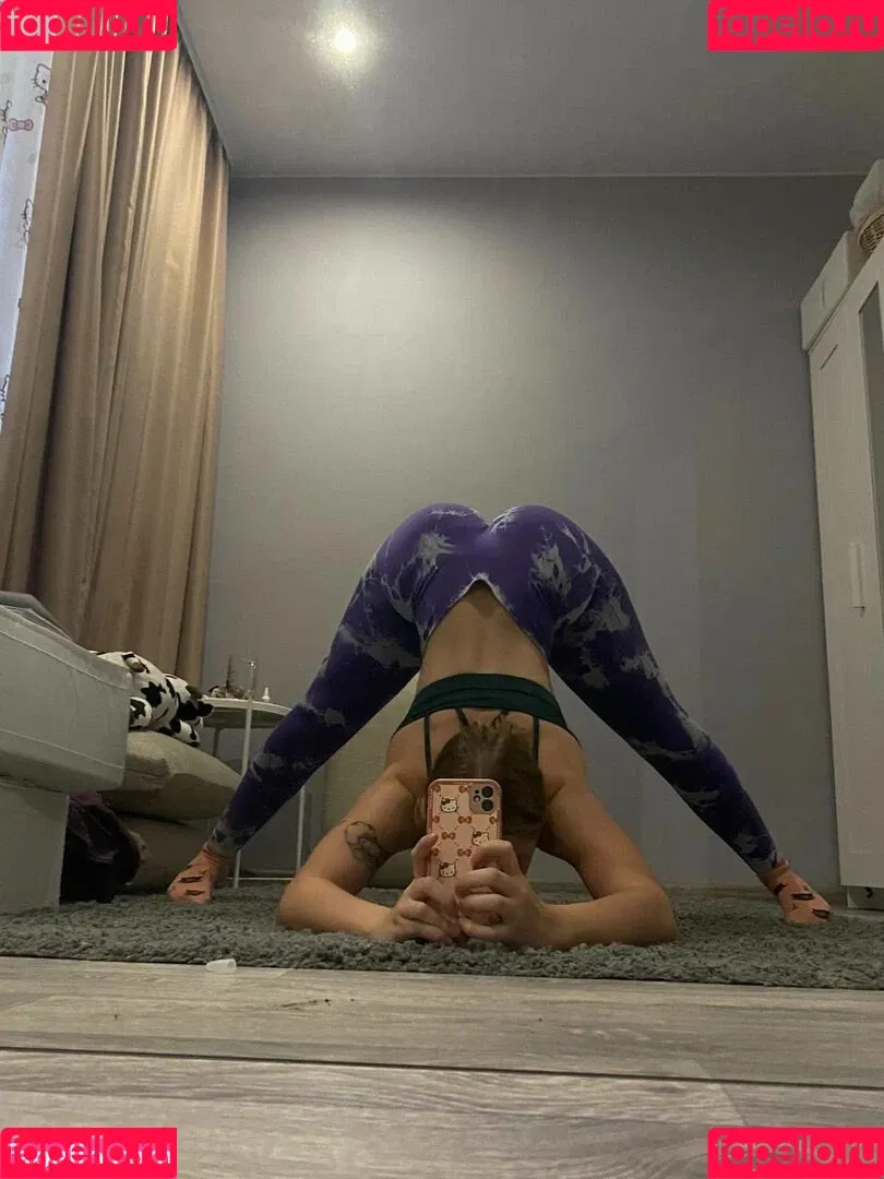 malymvaa Onlyfans Photo Gallery 