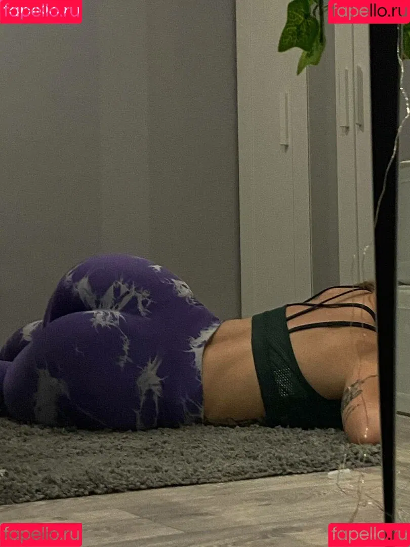 malymvaa Onlyfans Photo Gallery 