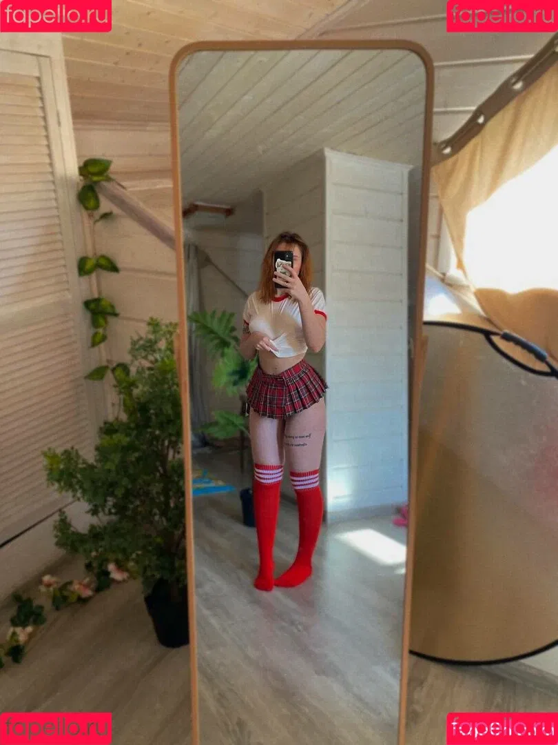 malymvaa Onlyfans Photo Gallery 