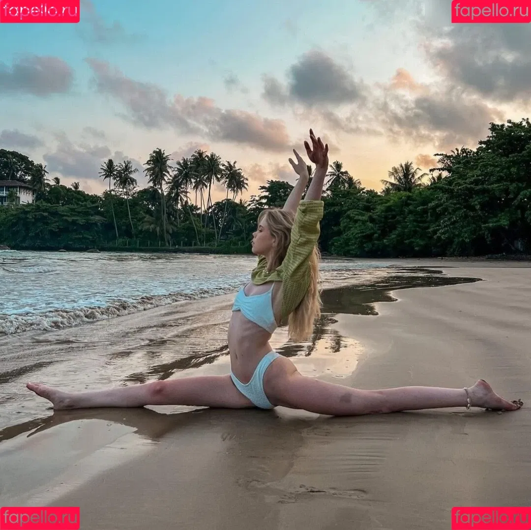 Lea Peach Onlyfans Photo Gallery 