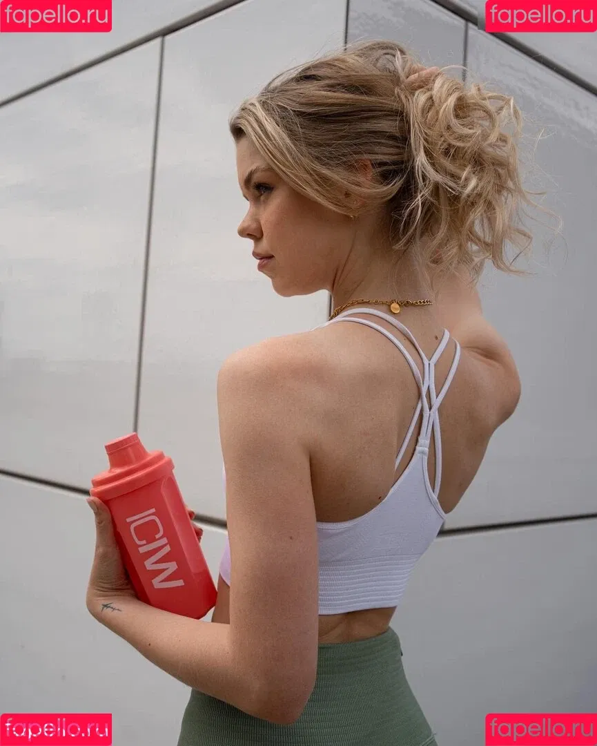 Lea Peach Onlyfans Photo Gallery 
