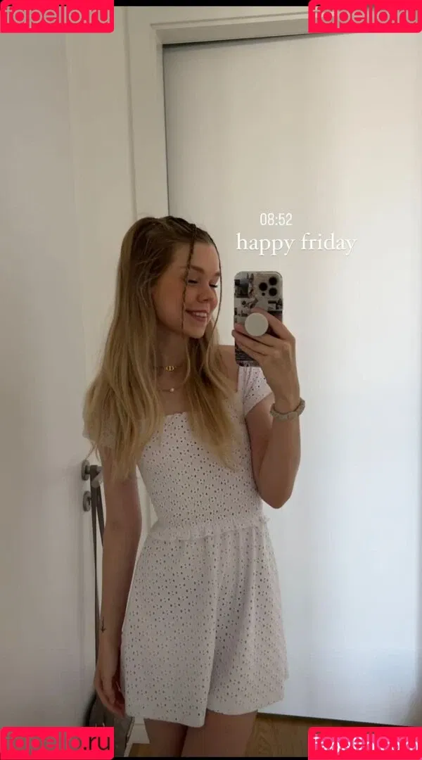 Lea Peach Onlyfans Photo Gallery 