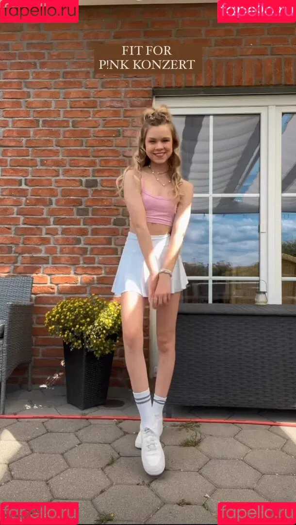 Lea Peach Onlyfans Photo Gallery 
