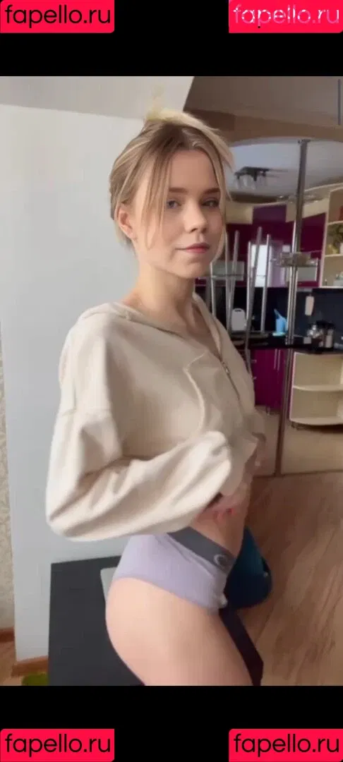Lea Peach Onlyfans Photo Gallery 