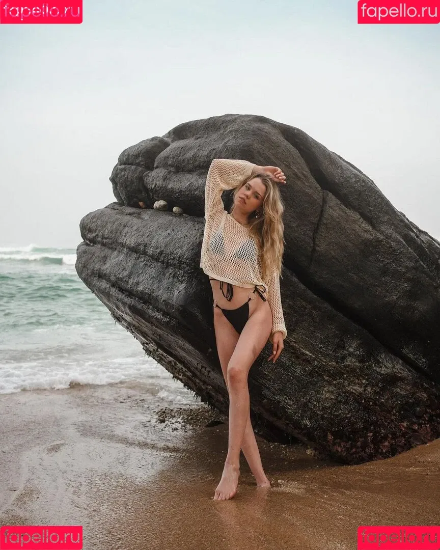 Lea Peach Onlyfans Photo Gallery 