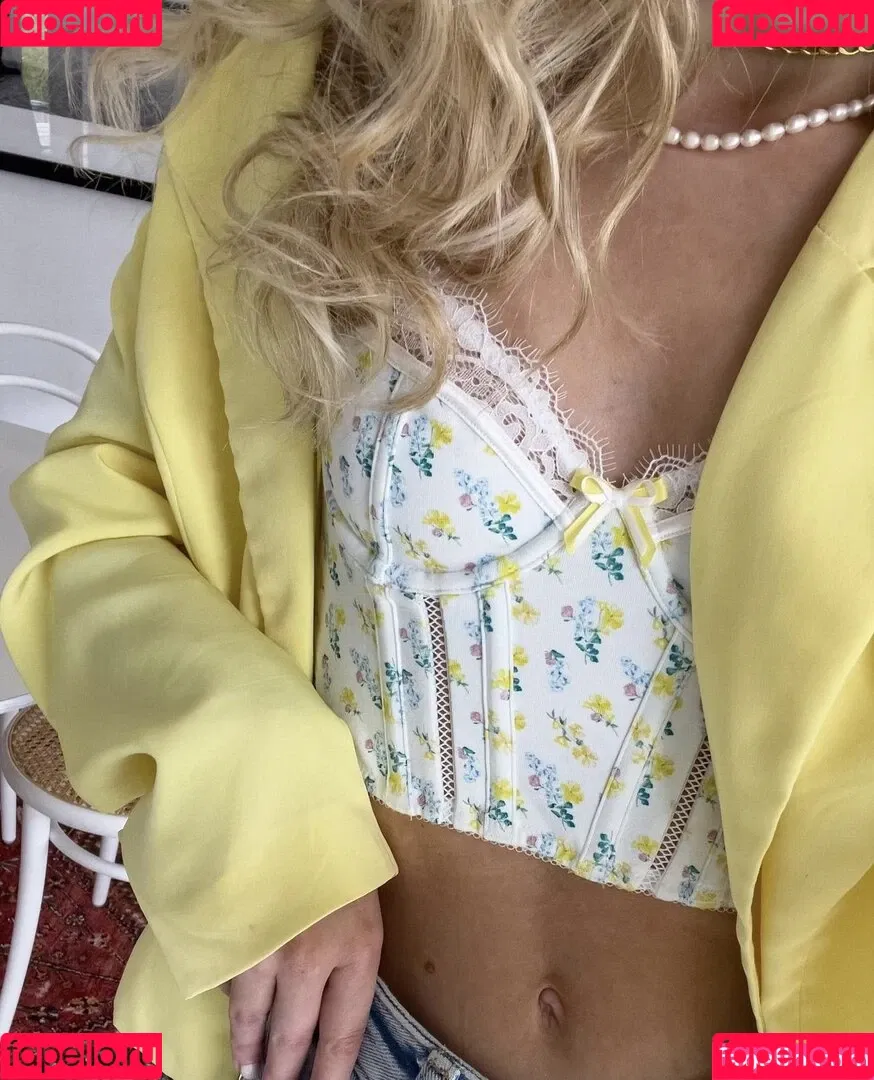 Lea Peach Onlyfans Photo Gallery 